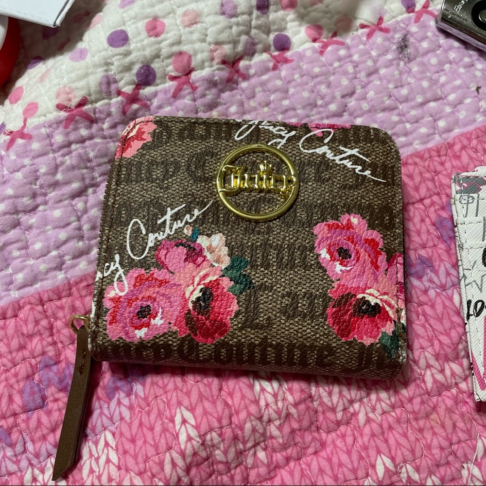2 wallets Steve Madden Juicy